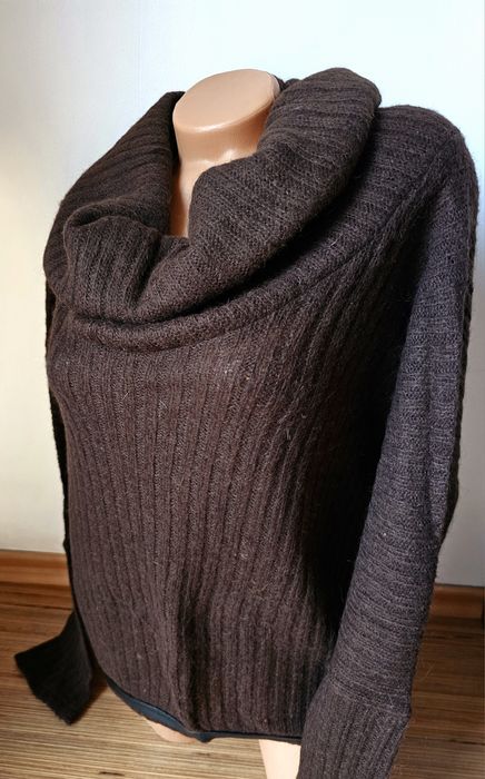 Pulovere Laura Scott, Esprit