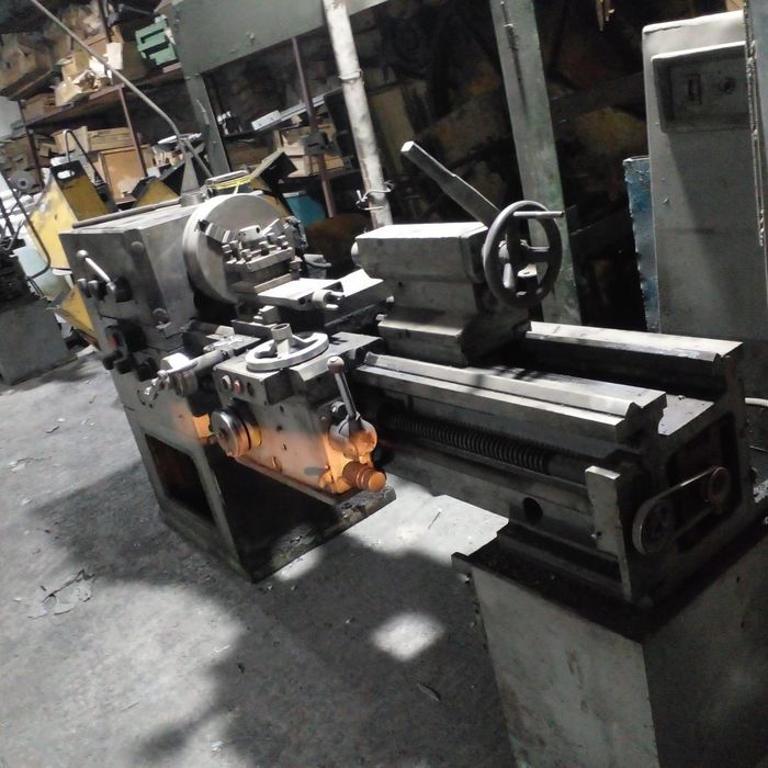 Токарный станок продам