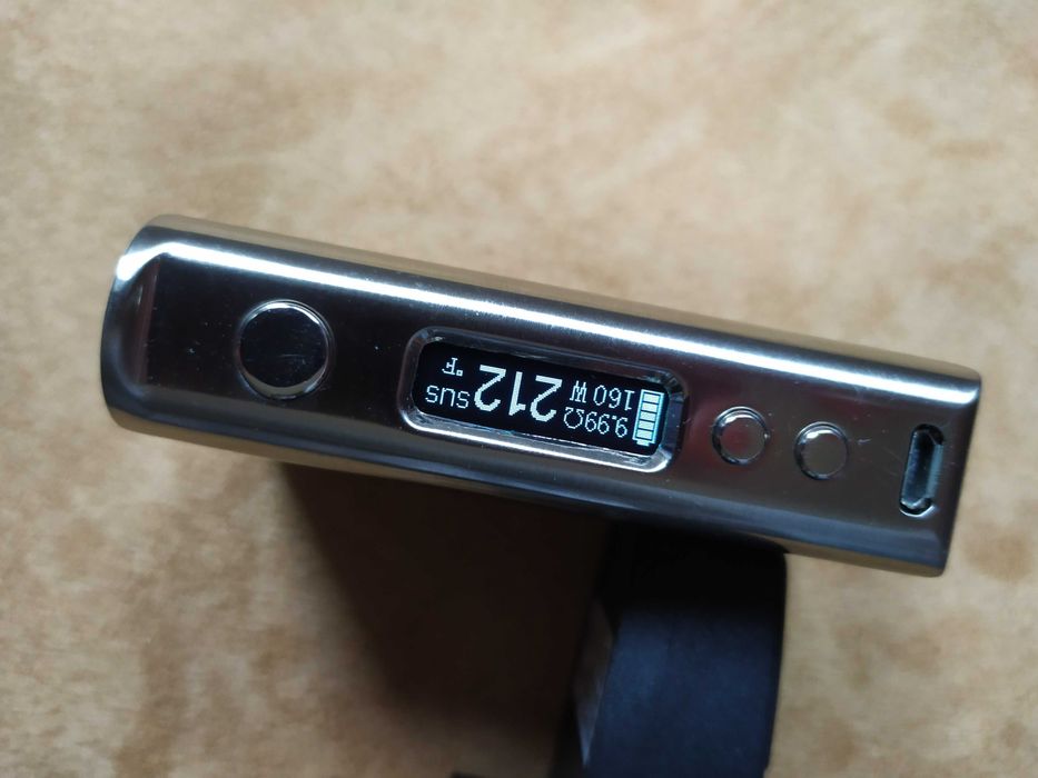 Lot tigarete electronice si accesorii