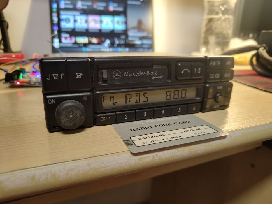 Becker BE2210 Bluetooth 5.0 radio retro pentru Mercedes Benz w124/w201/w202