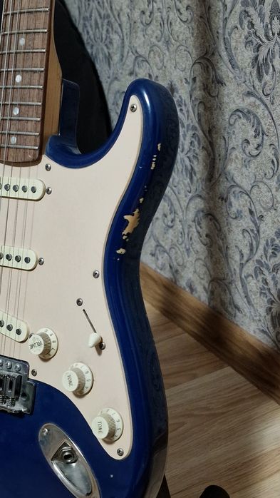 Комбик Pevey Viper x2 и гитара Squier