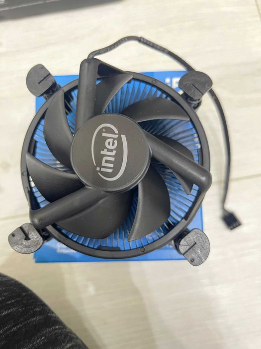 Kit Gaming i5-11400F + Asus H510M-K + Cooler Aqirys RGB - Garanție