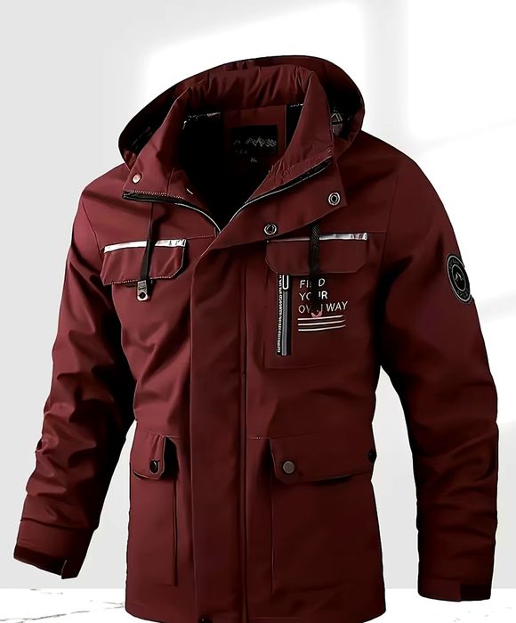 Демисезоная куртка.