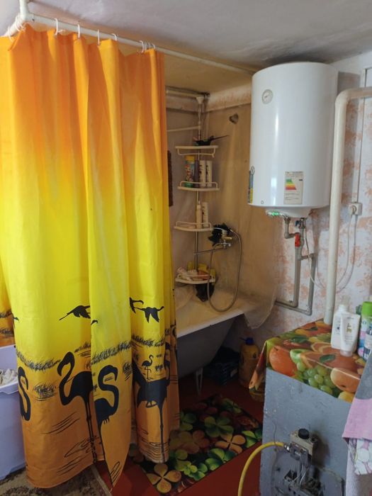 Дом продается  за линией.