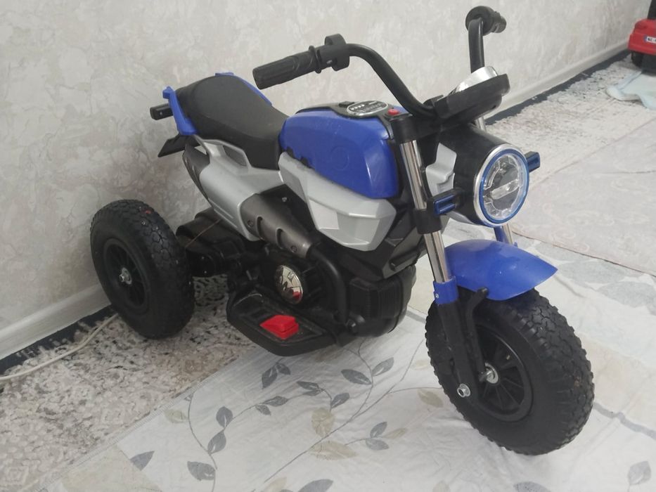 Продам электронный мотоцикл