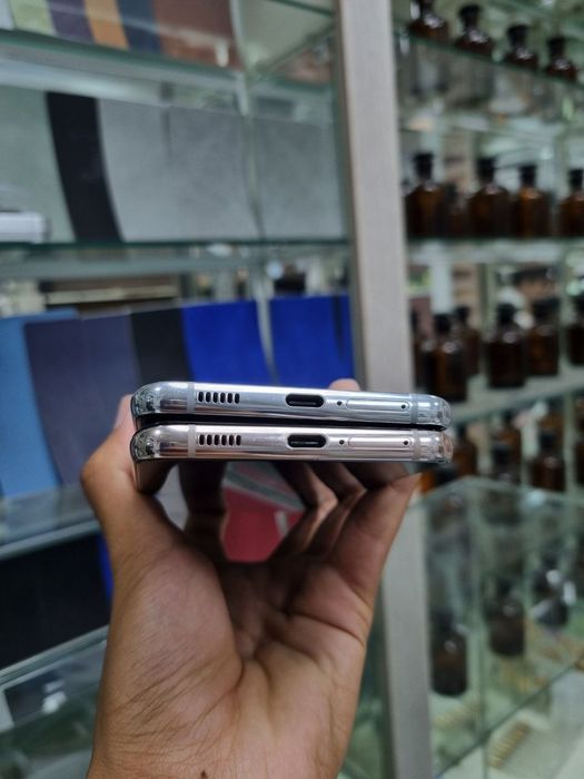 Samsung S21 Plus xotirasi 8/256GB