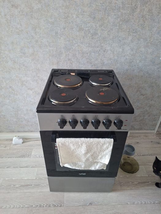 Продам электроплиту не дорого