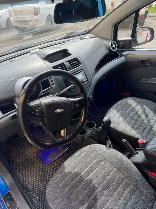 Chevrolet Spark sotiladi srochno