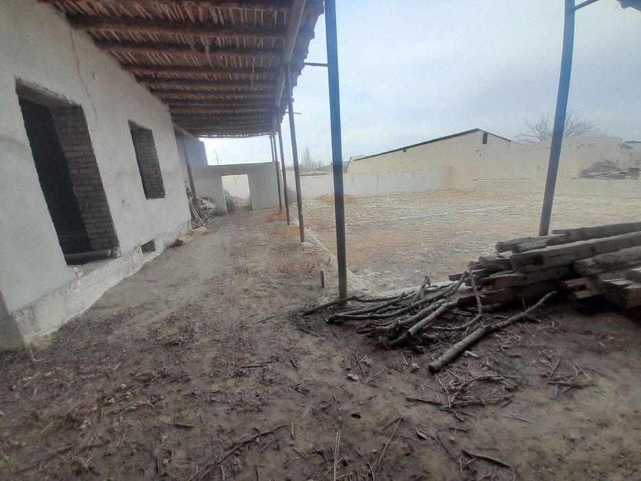 Участка сотилади