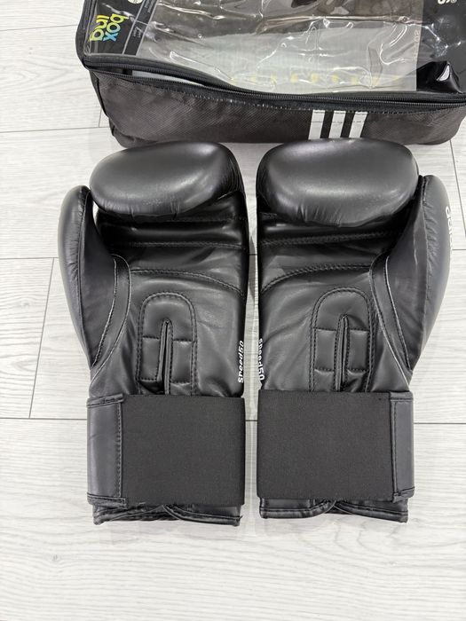Manusi box adidas 12 Oz
