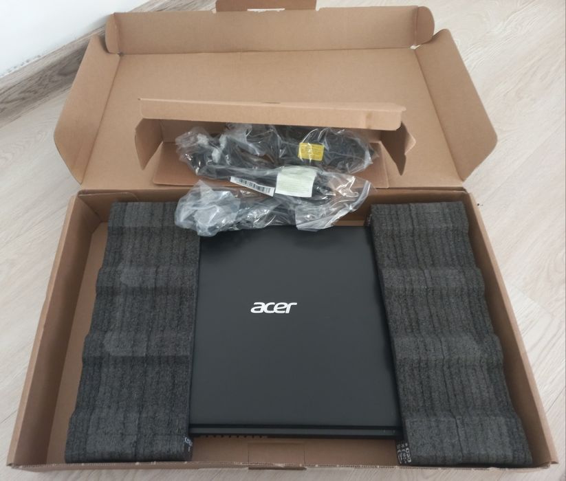 Продаётся новый ноутбук Acer