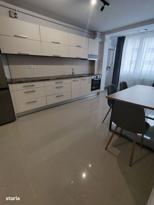 Inchiriere Apartament 2 camere semidecomandat, 58 mp,Florilor
