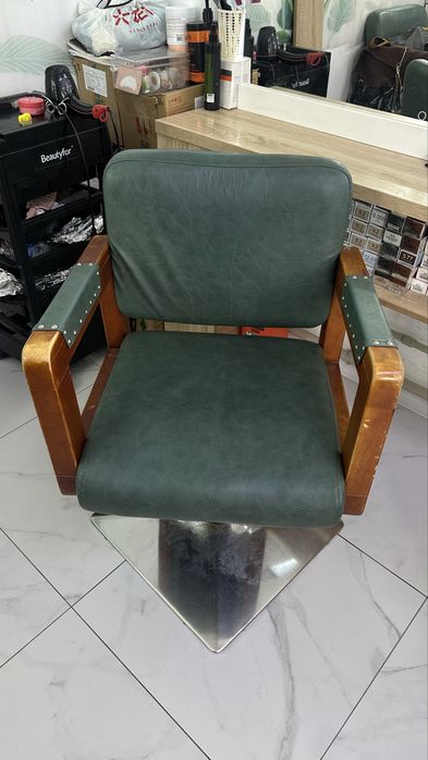 Продается мебель для салона красоты