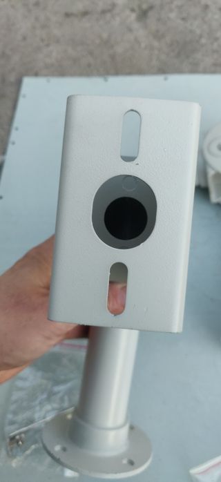 Крепление камеры наблюдения