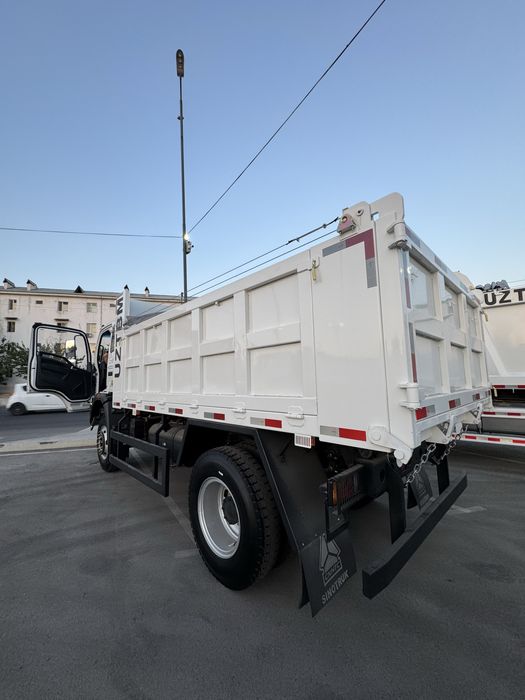 Sinotruk Homan H3 10T 4x2 Diesel