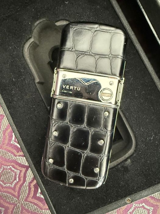 Vertu constellation телефон