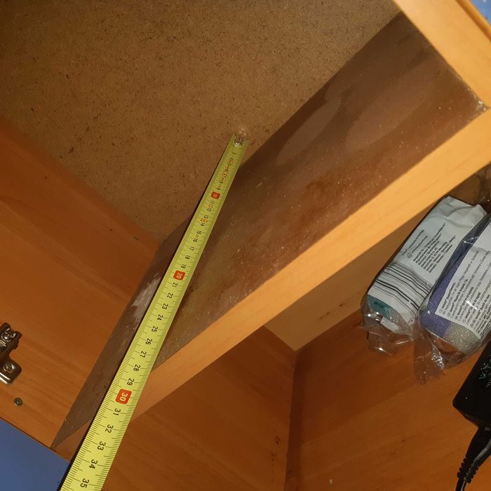 Ъглов кухненски шкаф-три секции