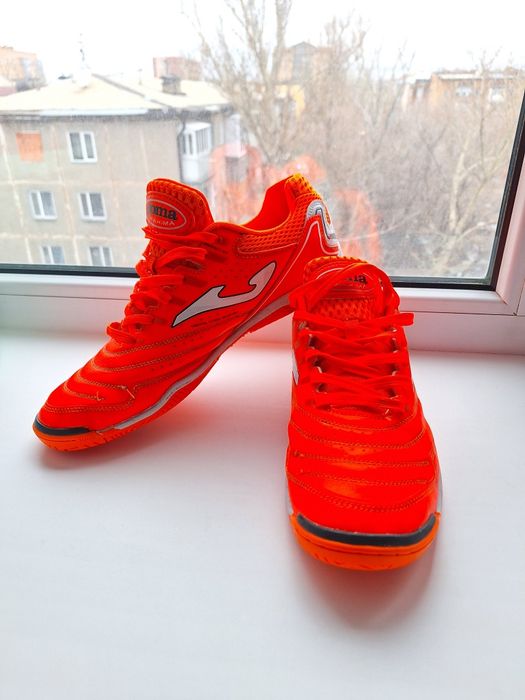 Футбольные бутся(футзалки)Joma maxima оригинал.