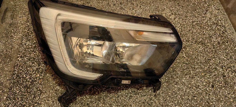 Фар за Renault Master LED / Рено Мастър ЛЕД