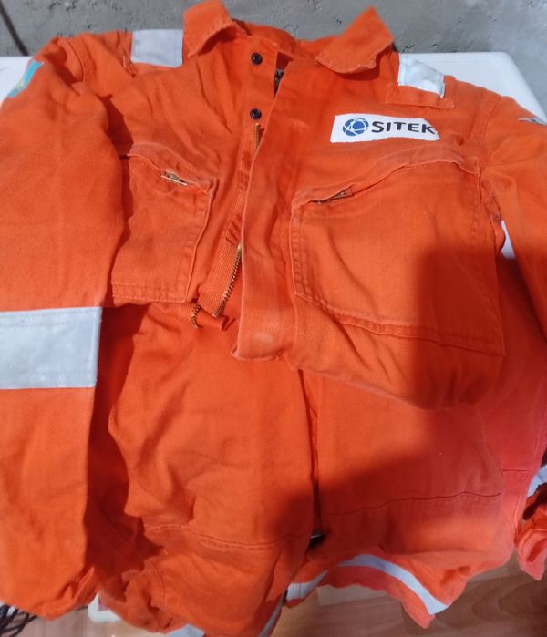 Продам Комбинезон летни размер 48