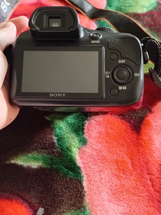 Sony fotoaparat sotiladi