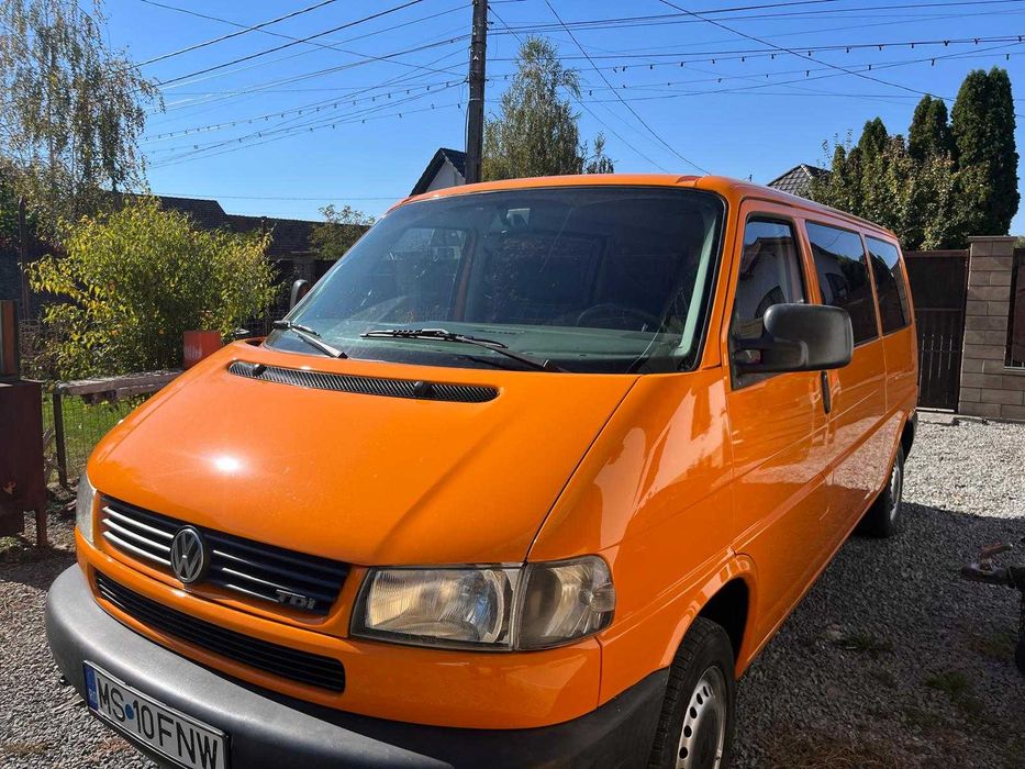 VW Caravelle model T4