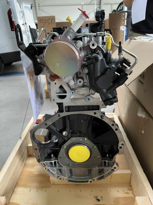 Чисто нов оригинален двигател за Renault Master