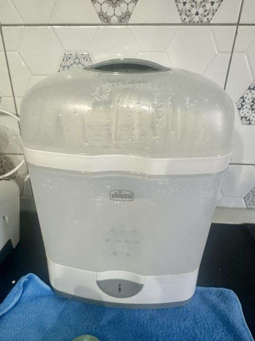 Sterilizator Chicco 2 in 1