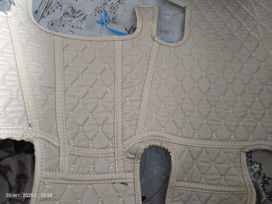 Коврик для машины