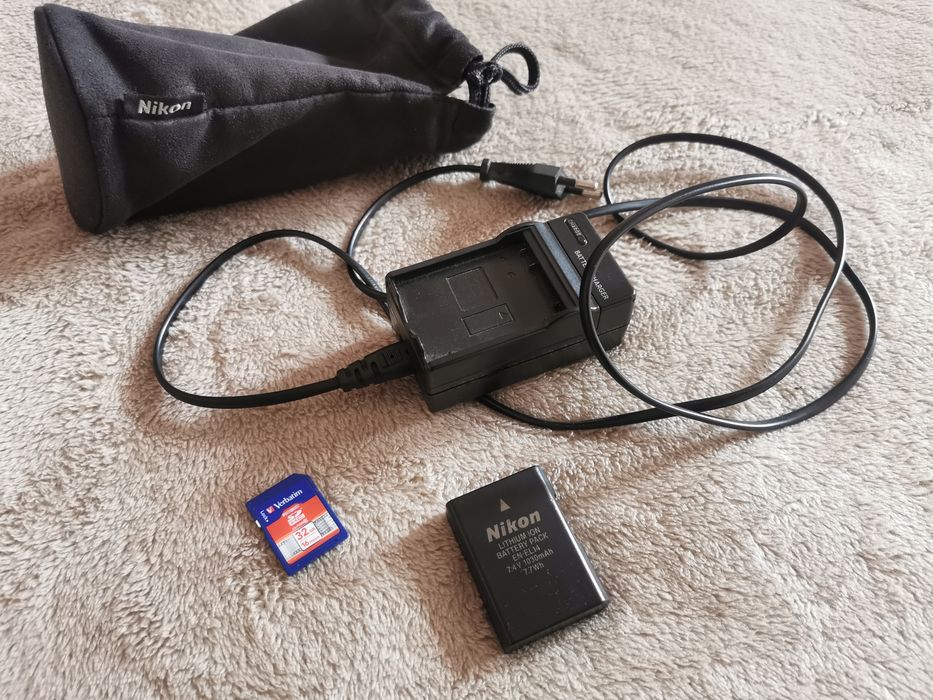 Nikon D3100 + obiective