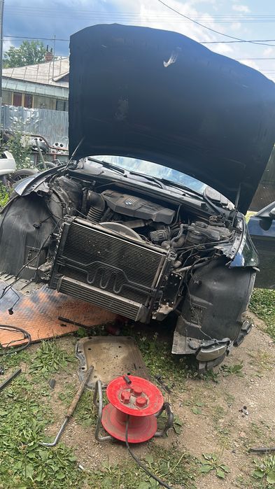 Vând BMW e 92 lci xdrive avariat