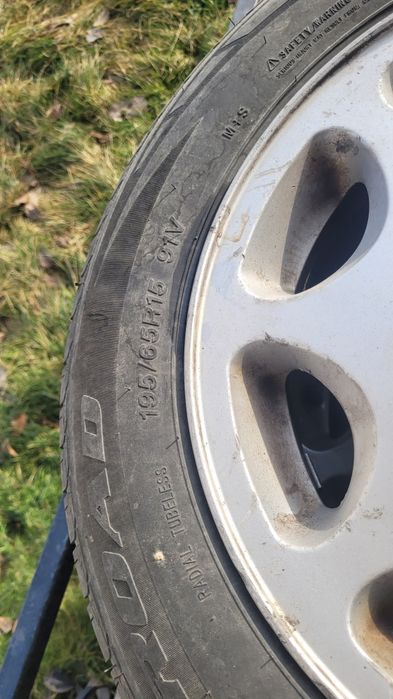 Продам шины размер 15