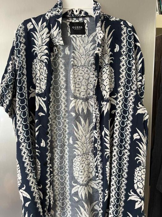 Guess , Armani , Versace