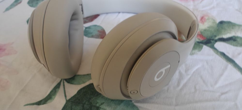 Beats studio pro