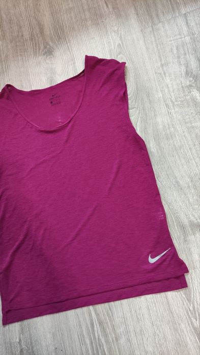 Nike Дамска тениска XS в отлично състояние