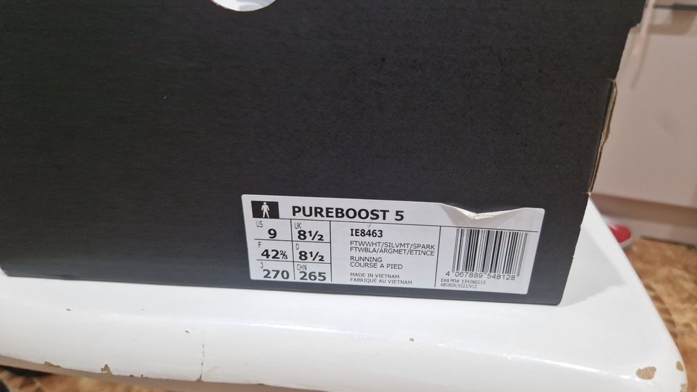 Беговые кроссовки Adidas pureboost 5