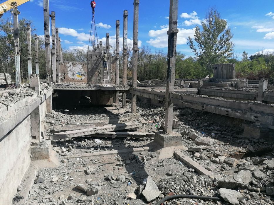 Колонны продам, б/у со стаканами