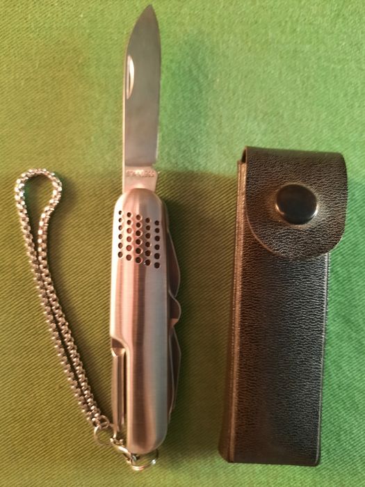 Briceag multifuncțional