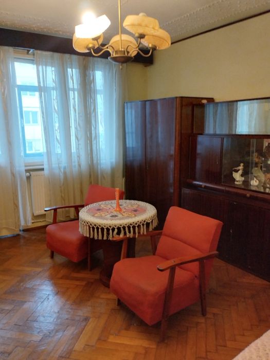 Vand apartament 2camere