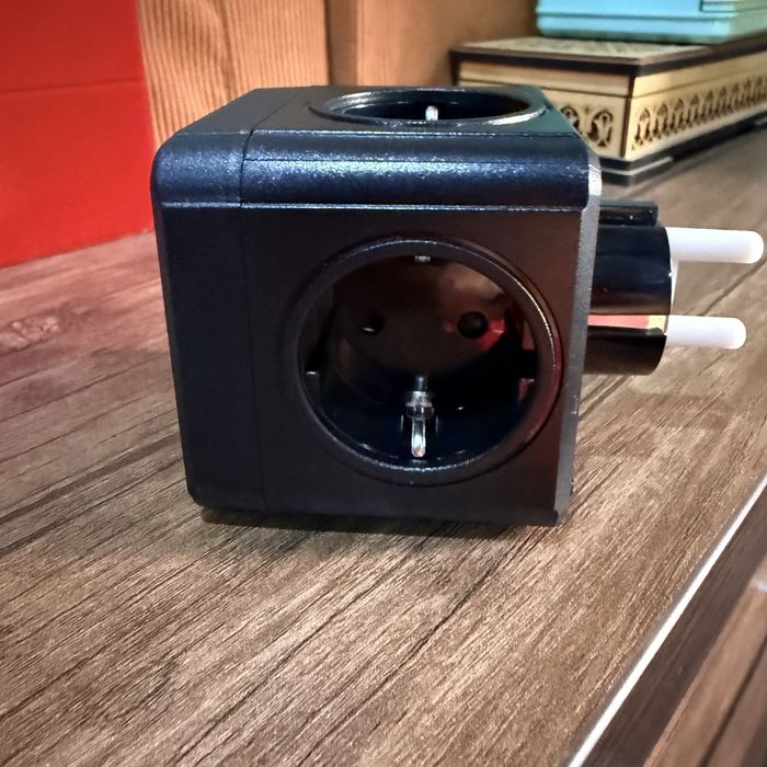 Универсал Адаптер-Тройник новый 3 в 1