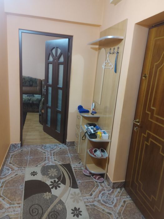 Vand apartament 2 camere