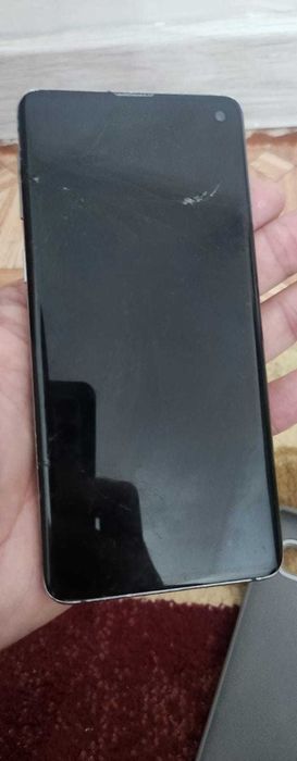 Срочно продается Самсунг S10  Версия 12