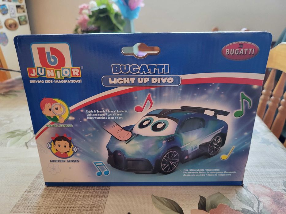 Детска количка със звук и светлини Bugatti Light up divo