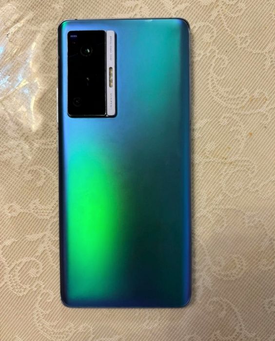Vivo X70 pro камерофон 60Х