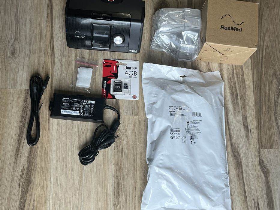 Aparat apnee CPAP APAP Resmed 10 Autoset cu accesorii, garantie 3 luni