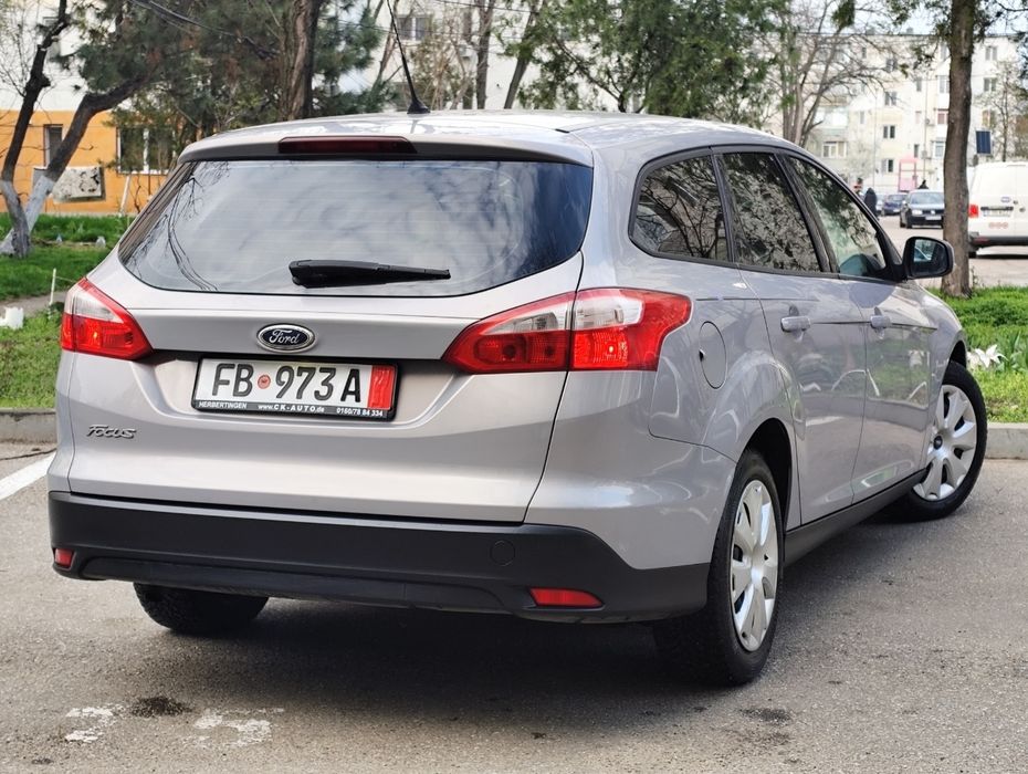 Ford Focus 2013, 1.6 benzină clasic, Navi, Cameră marșarier