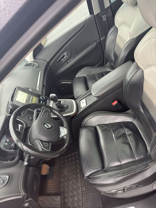 Renault Grand Scenic Initiale Paris 2019 1.3 benzină 159 cp