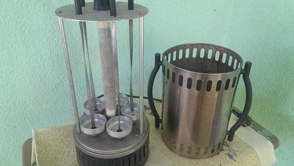 Продам Электро- шашлычницу.