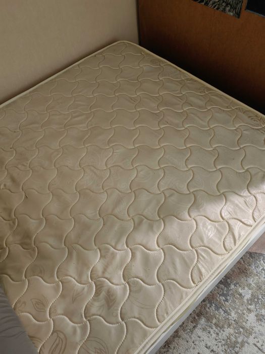 Матрас б/у бесплатно, самовывоз 120*200