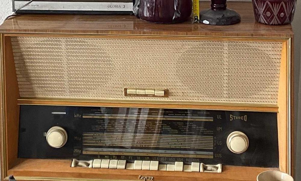 Radio lampa Capri Stereo 6401